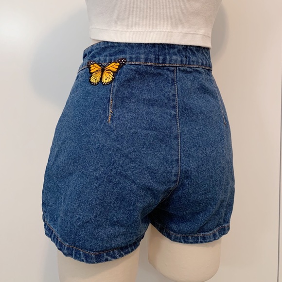 3/$10 Butterfly patch lace up shorts - Picture 1 of 4